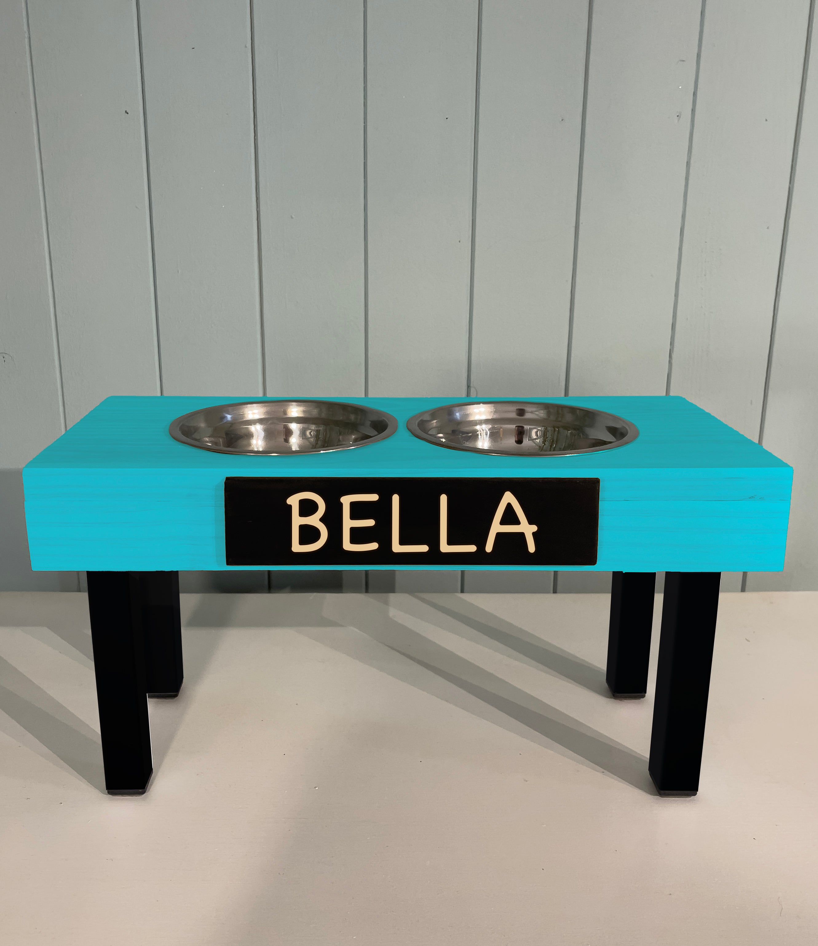 Comedero Bella